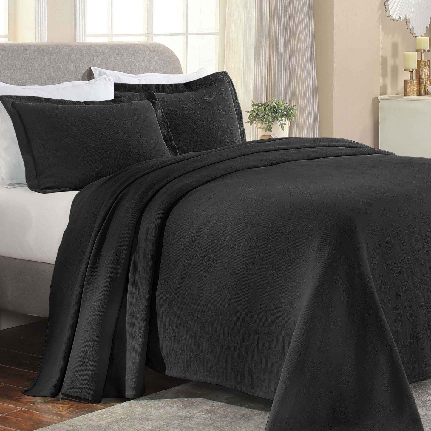 Jacquard Matelassé Paisley Cotton Bedspread Set - Black