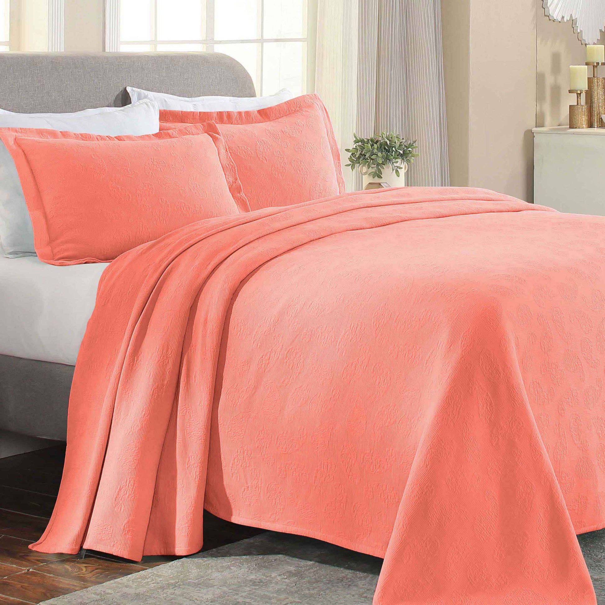 Jacquard Matelassé Paisley Cotton Bedspread Set - Coral