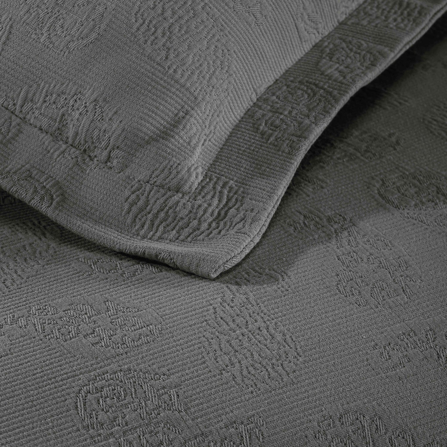 Jacquard Matelassé Paisley Cotton Bedspread Set - Grey