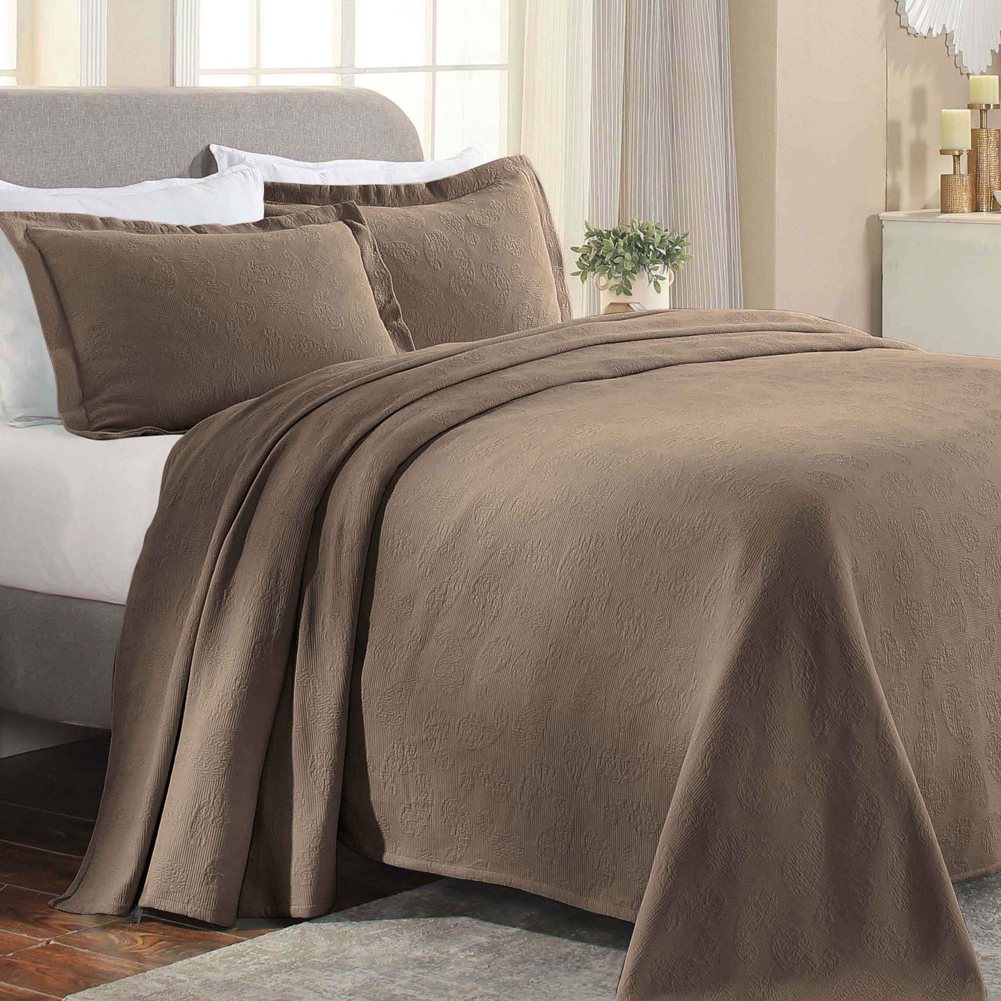 Jacquard Matelassé Paisley Cotton Bedspread Set - Taupe