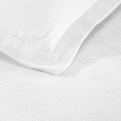 Jacquard Matelassé Paisley Cotton Bedspread Set - White