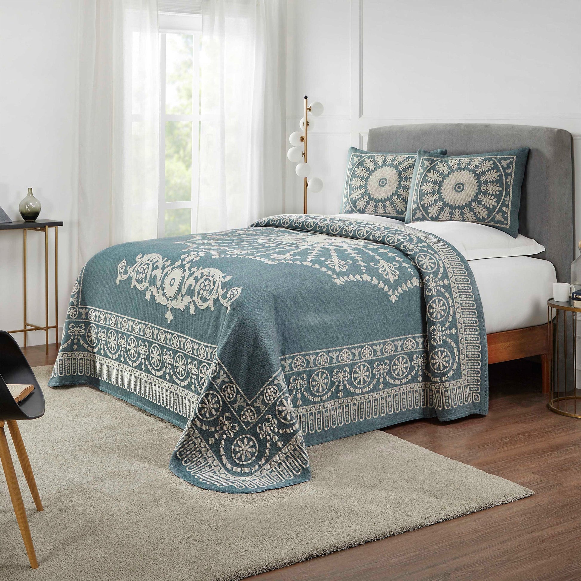 Superior Kymbal Cotton Blend Woven Traditional Medallion Lightweight Jacquard Bedspread and Sham Set  - Cerulean Blue