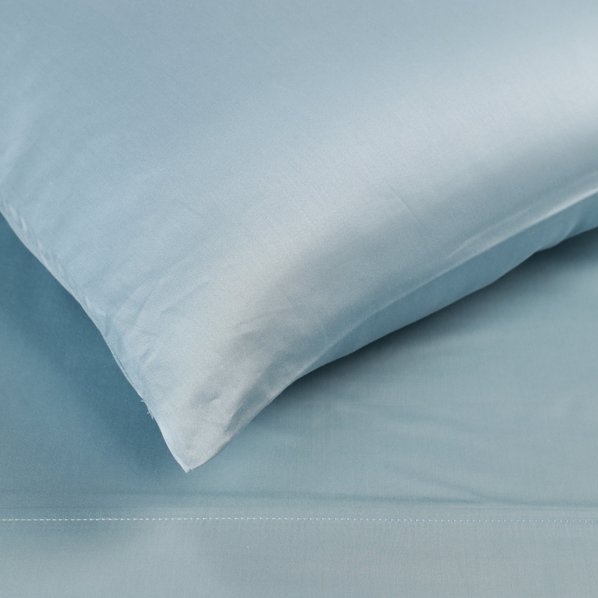 Egyptian Cotton 300 Thread Count Solid Deep Pocket Sheet Set - LightBlue