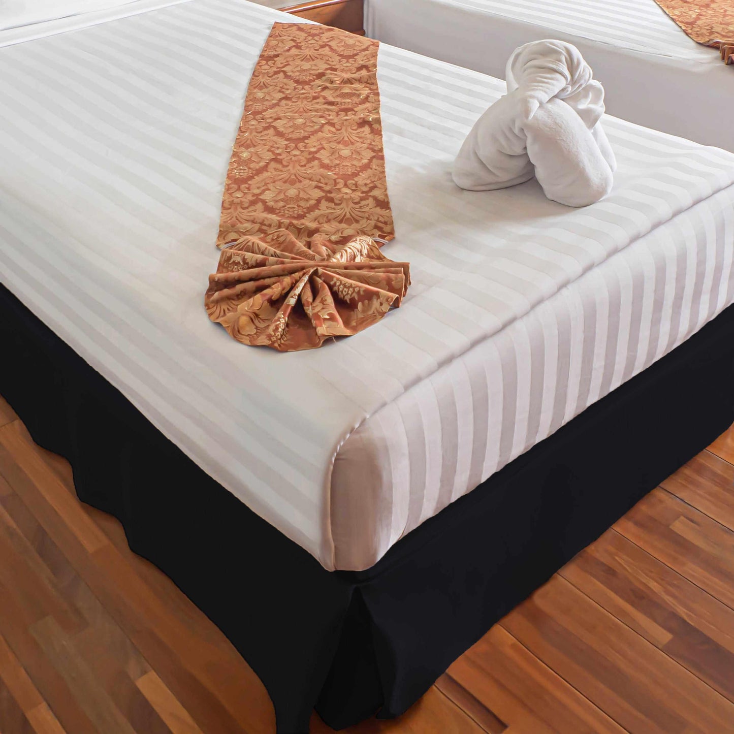 Microfiber Wrinkle-Free Solid 15-Inch Drop Bed Skirt - Black