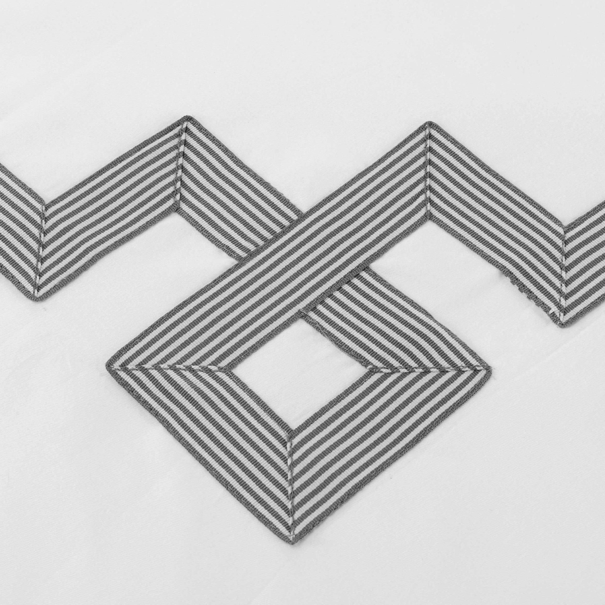  Superior Miller Embroidered Border Cotton Duvet Cover Set - White/Grey