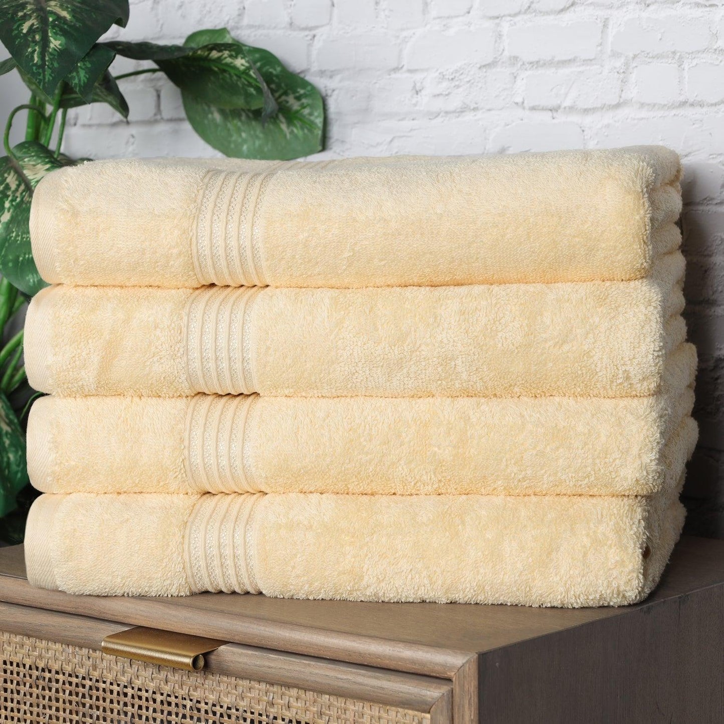 Egyptian Cotton Highly Absorbent Solid 4 Piece Bath Towel Set