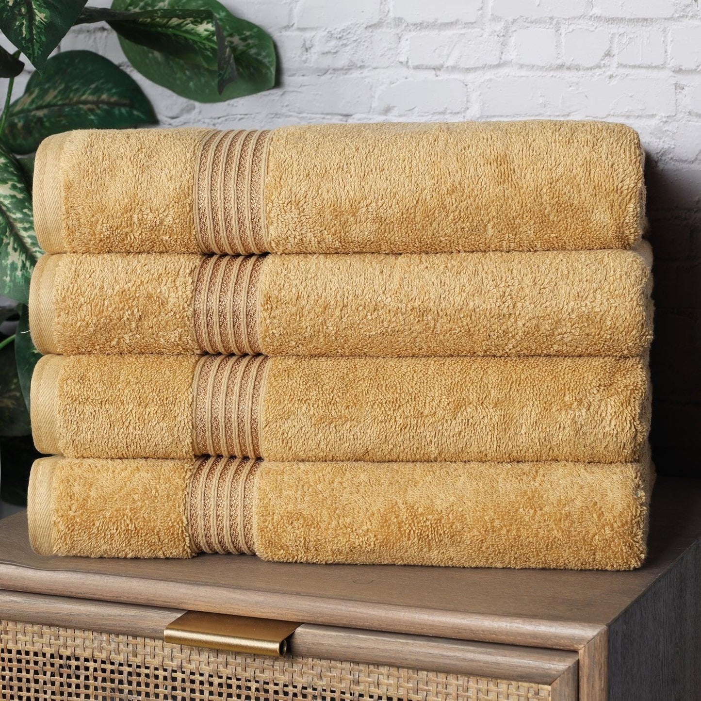 Egyptian Cotton Highly Absorbent Solid 4 Piece Bath Towel Set