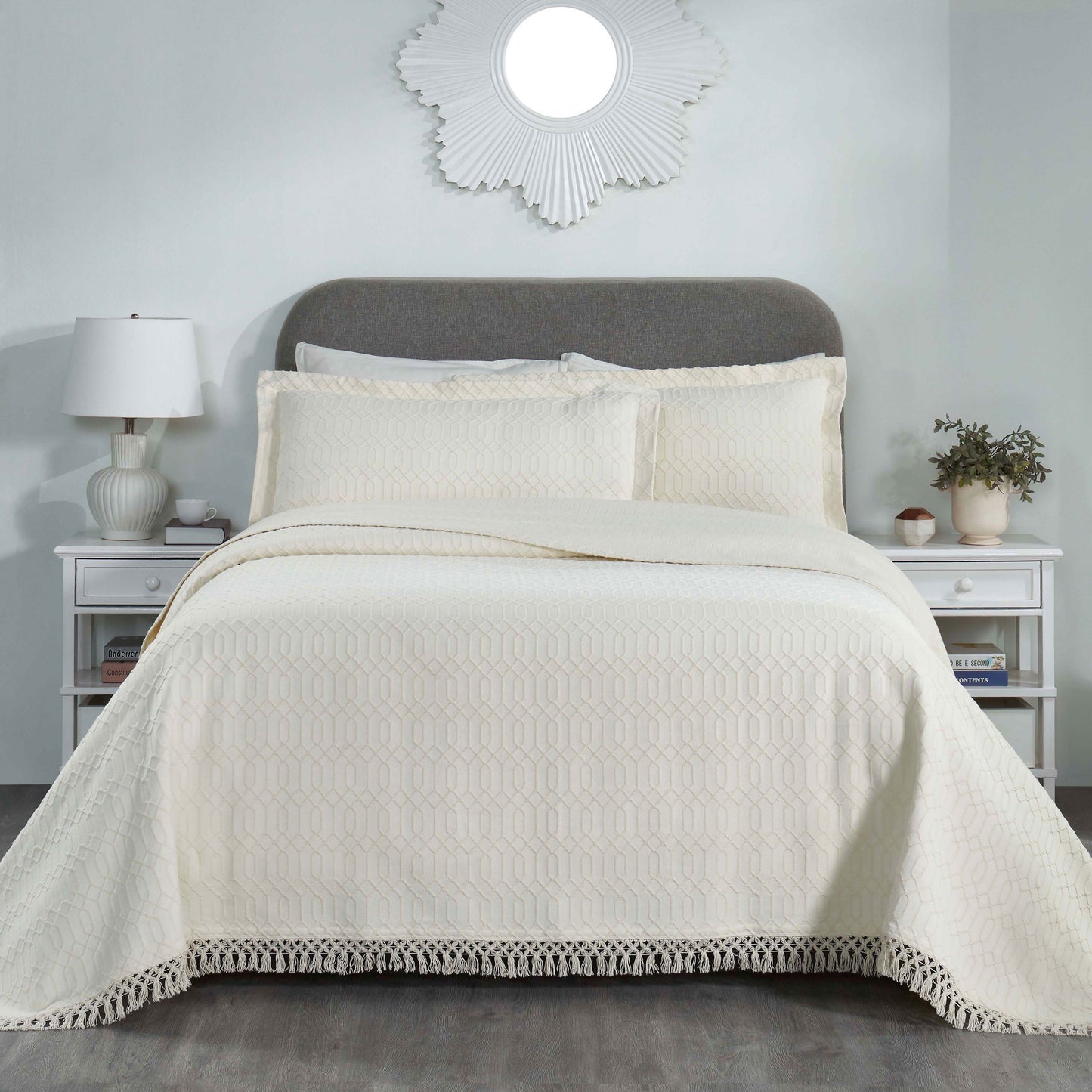 Remi Cotton Blend Jacquard Geometric Fringe Bedspread Set - Ivory