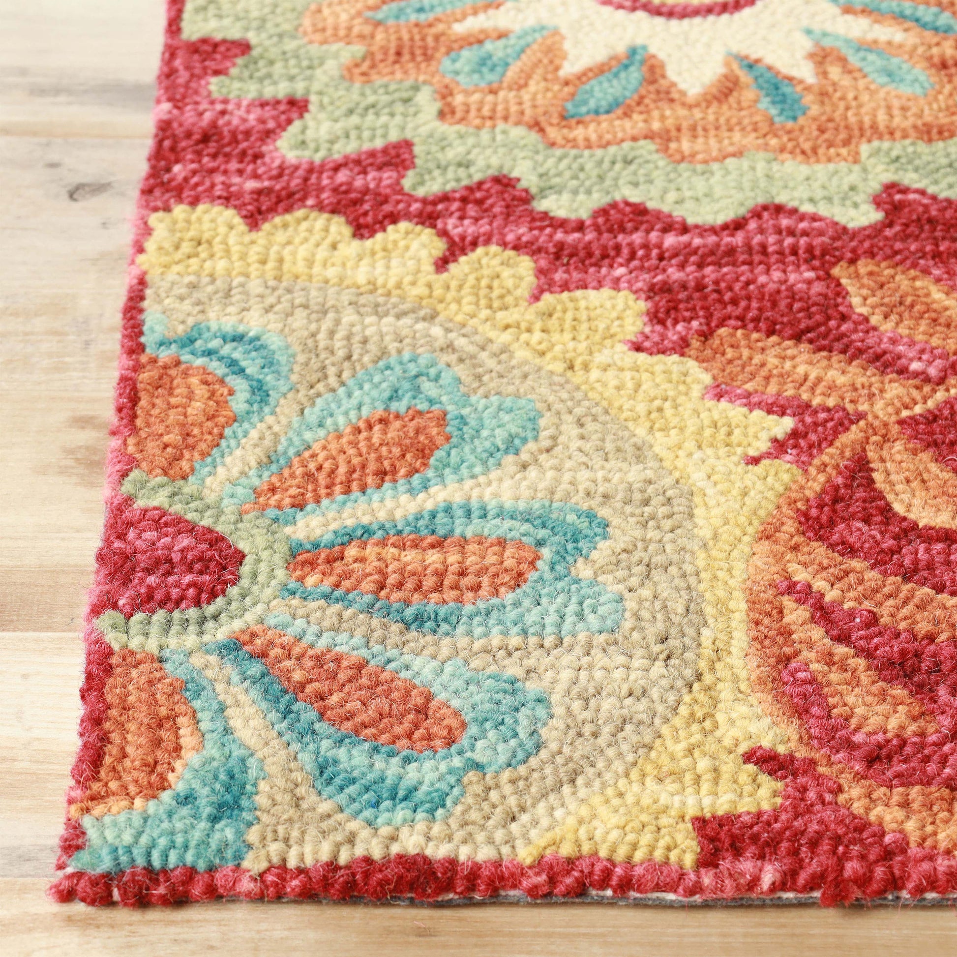 Superior Floral Medallion Hand-Tufted Handmade Wool Indoor Area Rug - Rust