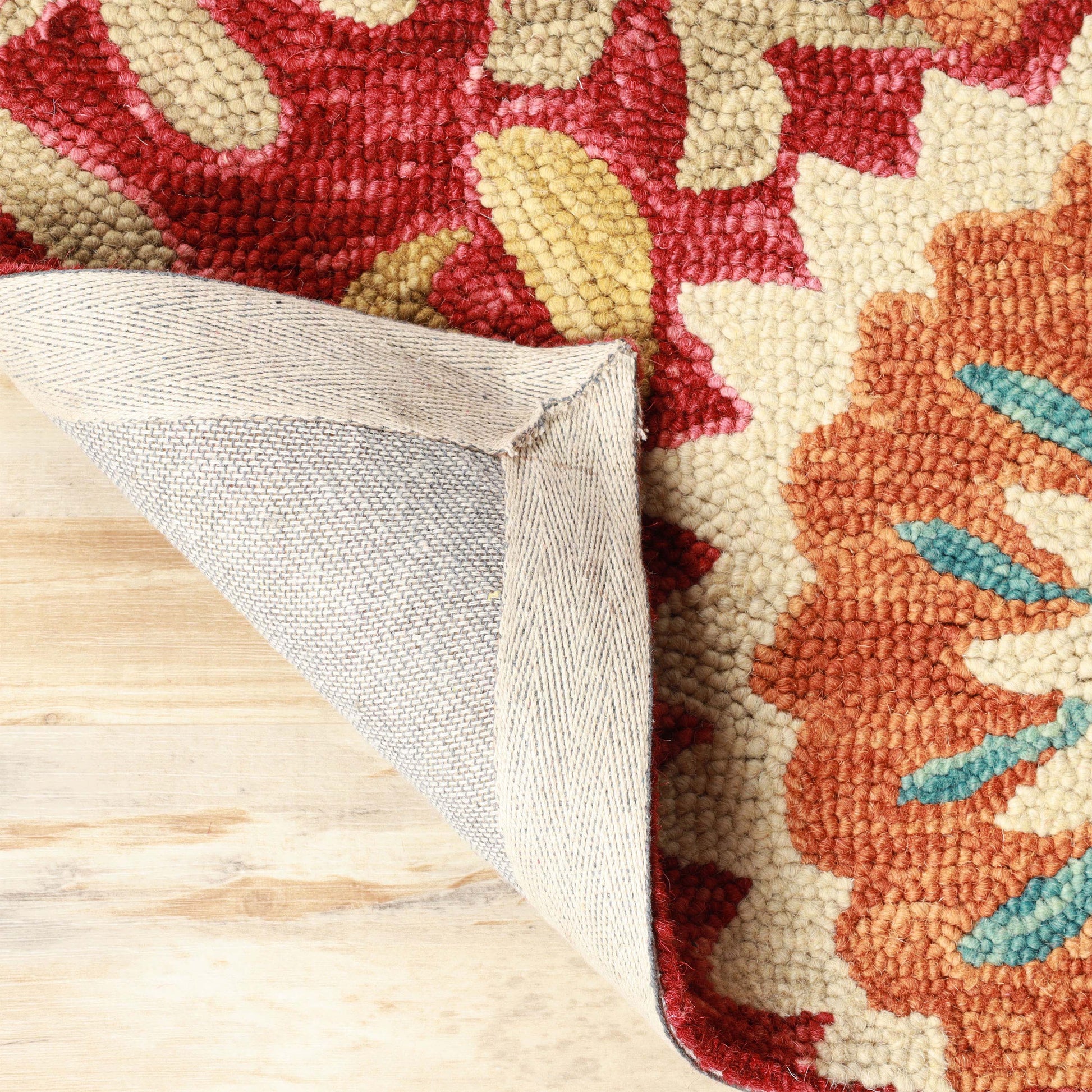 Superior Floral Medallion Hand-Tufted Handmade Wool Indoor Area Rug - Rust