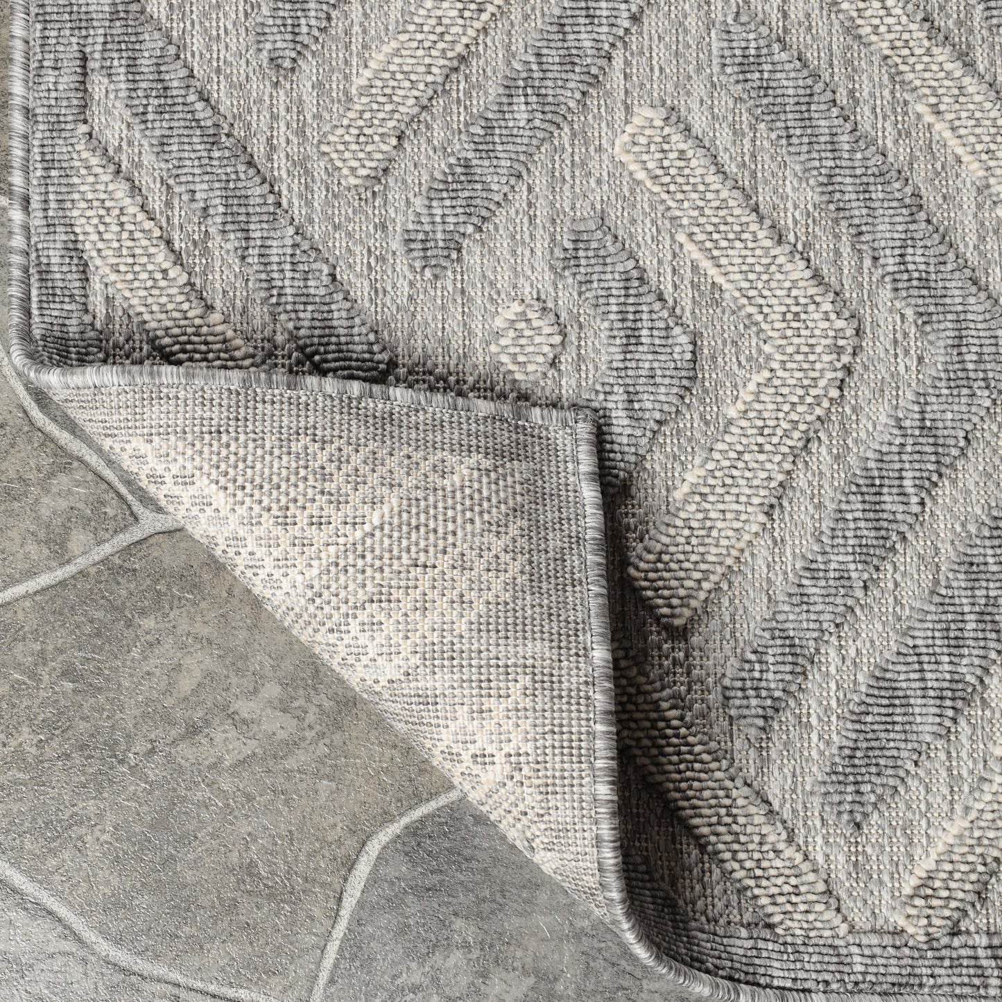 Wynn Modern Geometric Abstract Indoor/Outdoor Area Rug - Charcoal