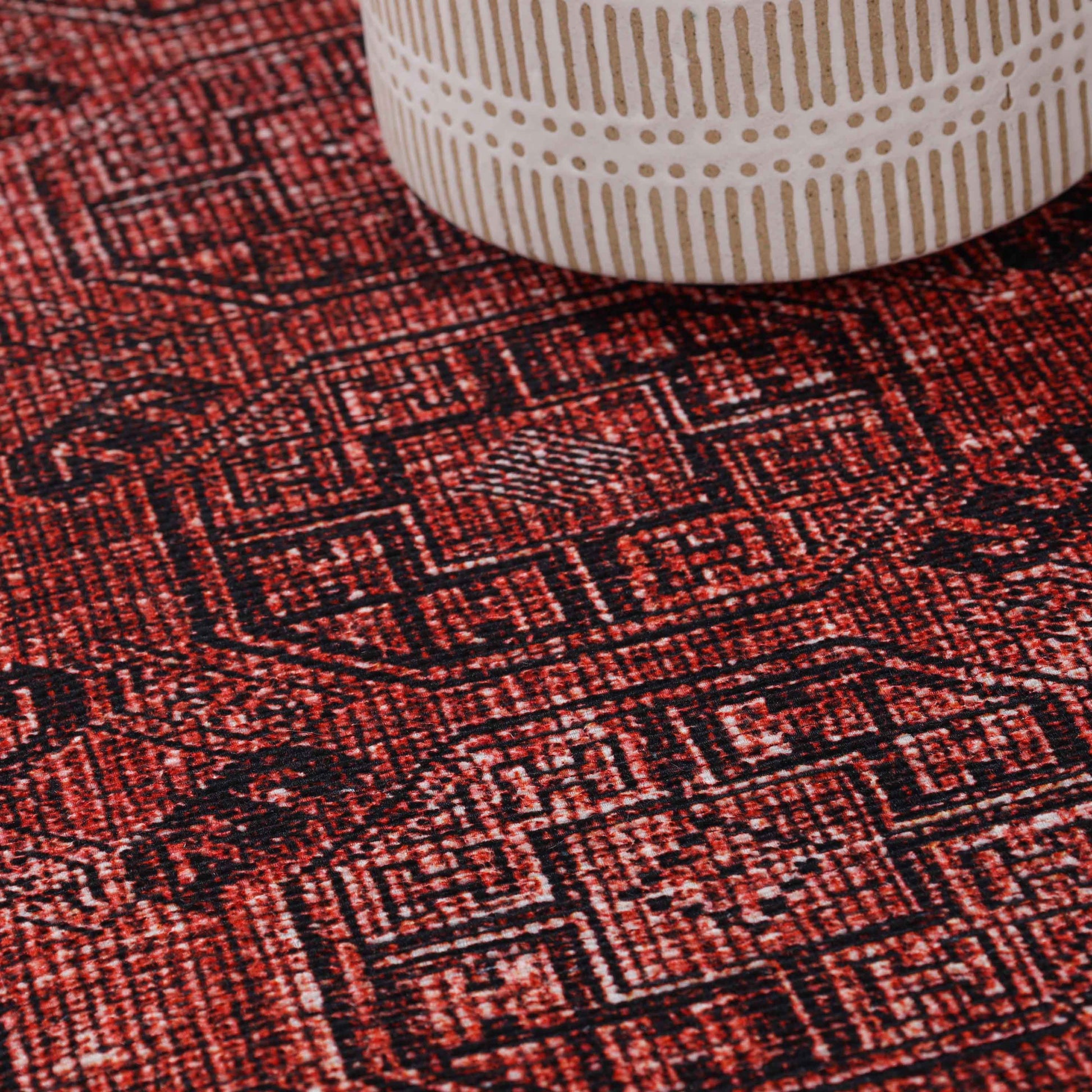 Vintage Oriental Geometric Power-Loomed Indoor Area Rug - Red