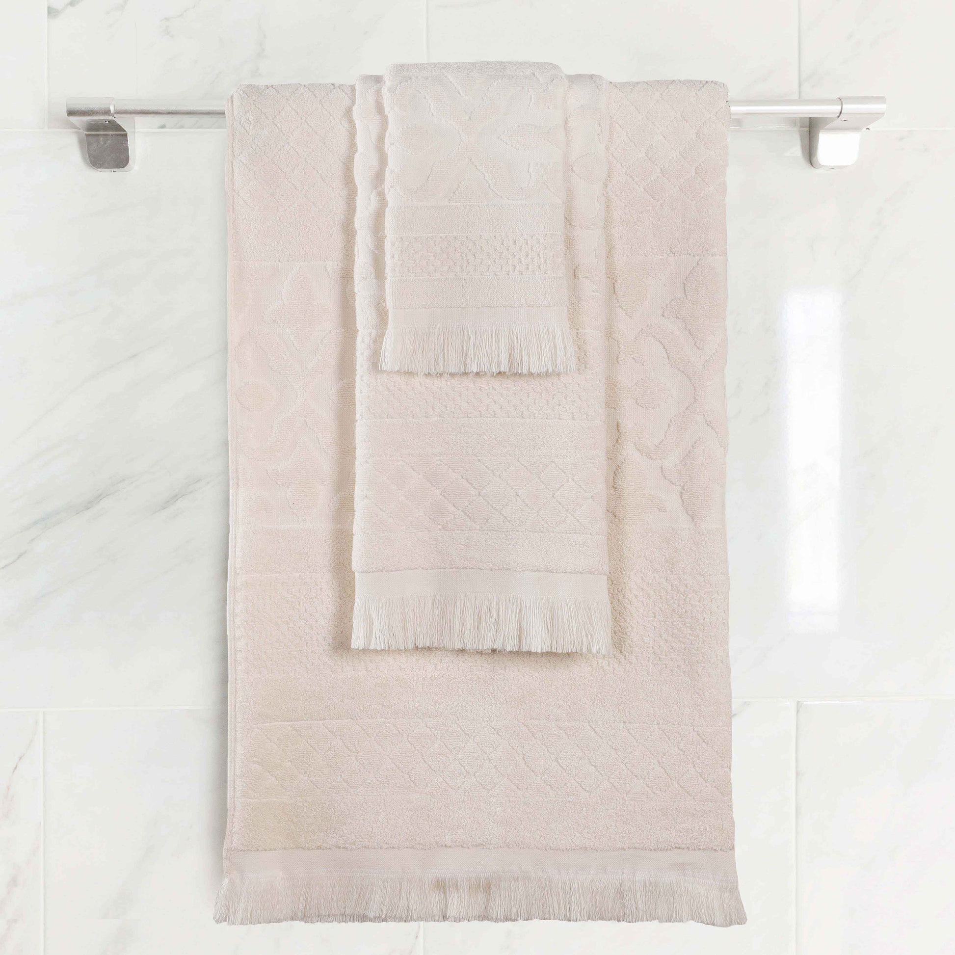 Rolla Cotton Geometric Jacquard Plush Soft Absorbent - Ivory