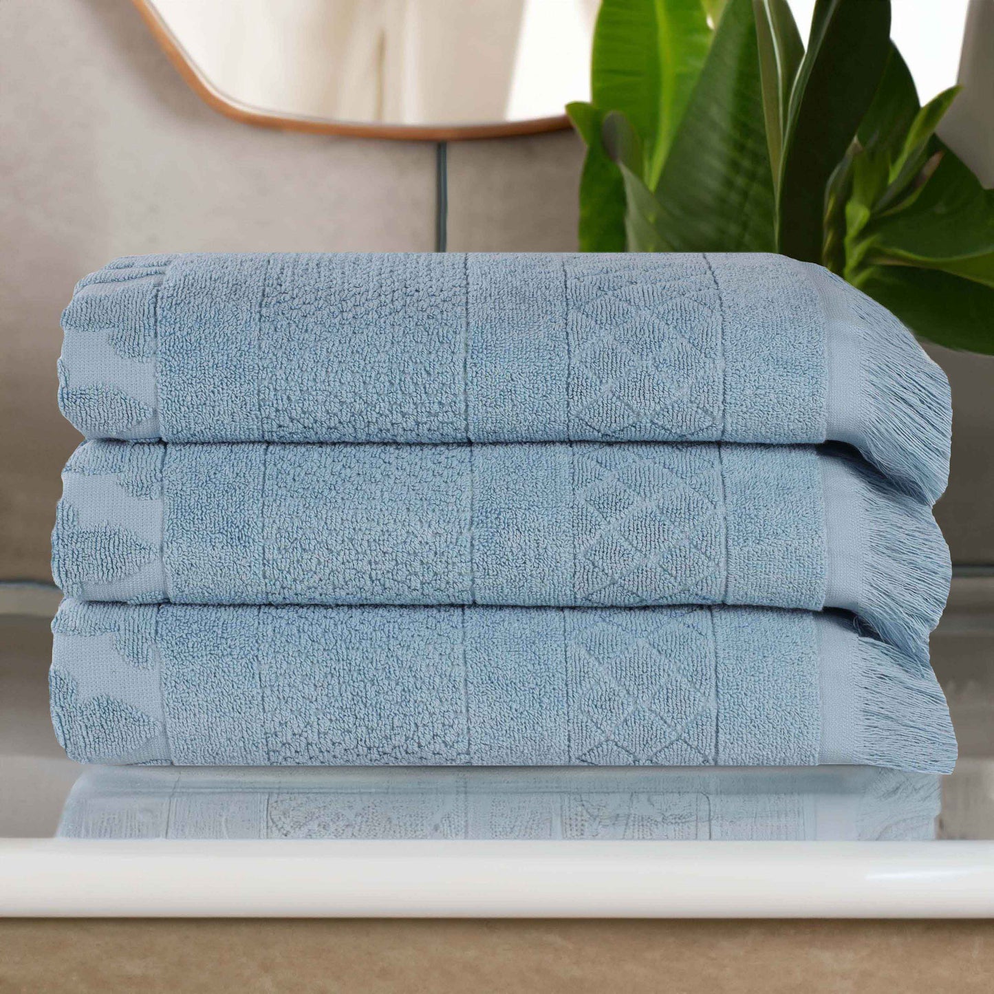 Rolla Cotton Geometric Jacquard Plush Absorbent Bath Towel - Blue