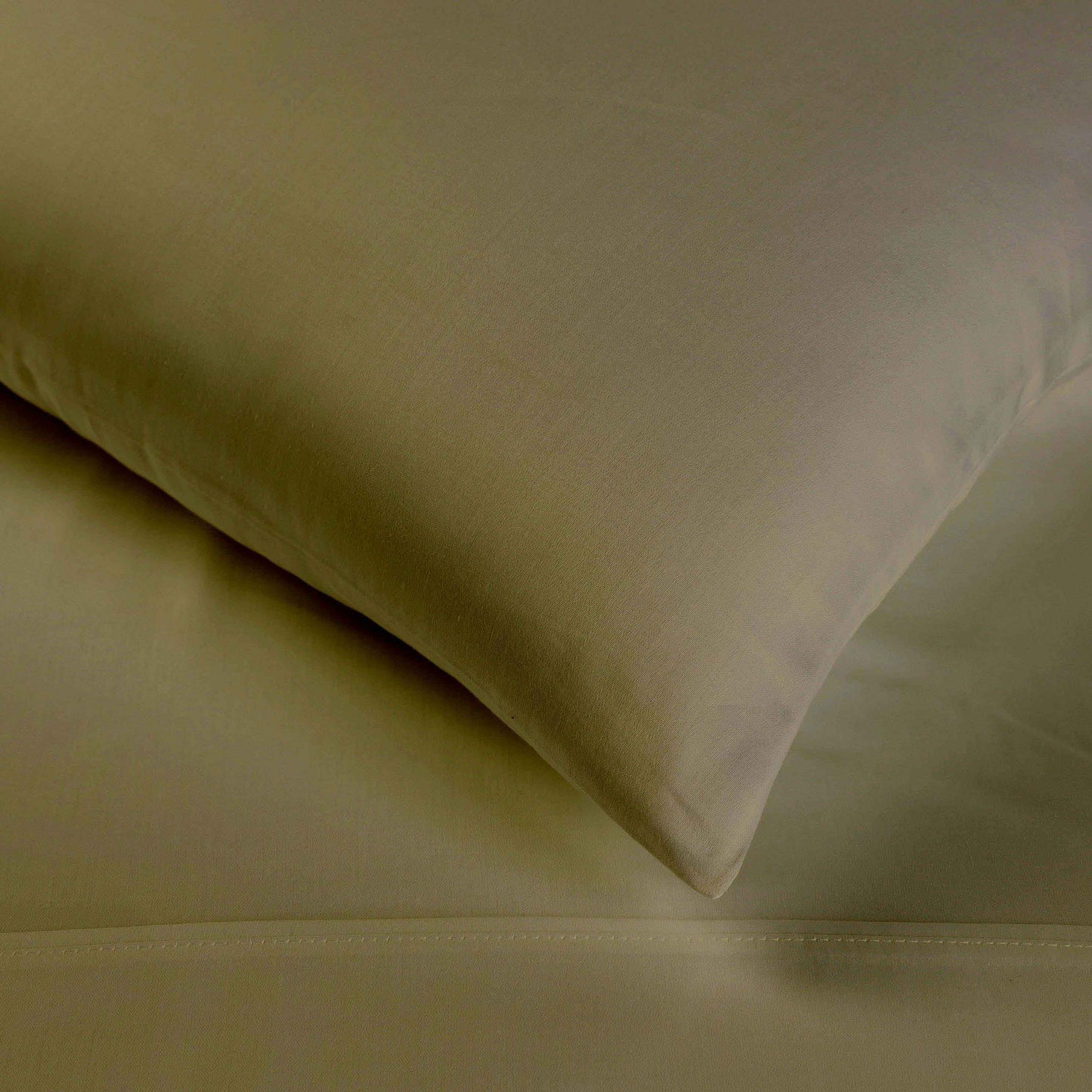 400 Thread Count Egyptian Cotton Solid Deep Pocket Sheet Set - Sage