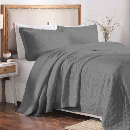 Serenity Cotton Matelasse Weave Jacquard Celtic Circle Bedspread Set - Grey