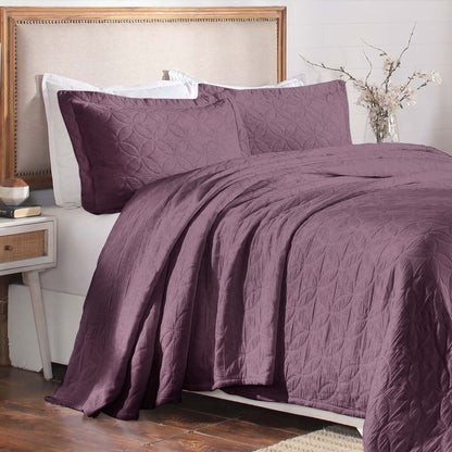 Serenity Cotton Matelasse Weave Jacquard Celtic Circle Bedspread Set - Lilac