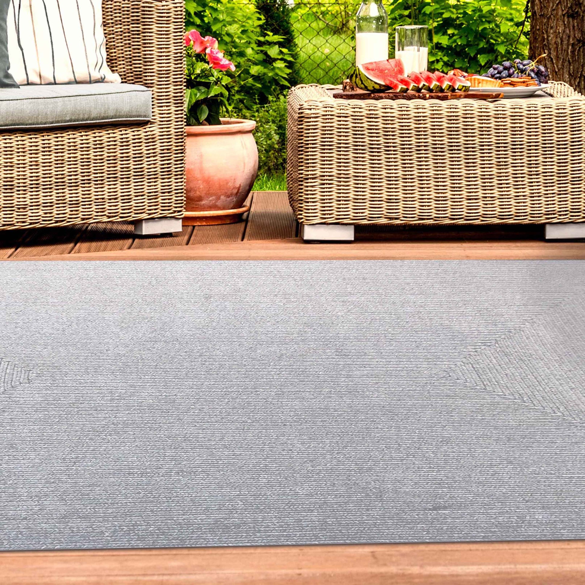 Bohemian Indoor Outdoor Rugs Solid Rectangle Braided Area Rug - Slate