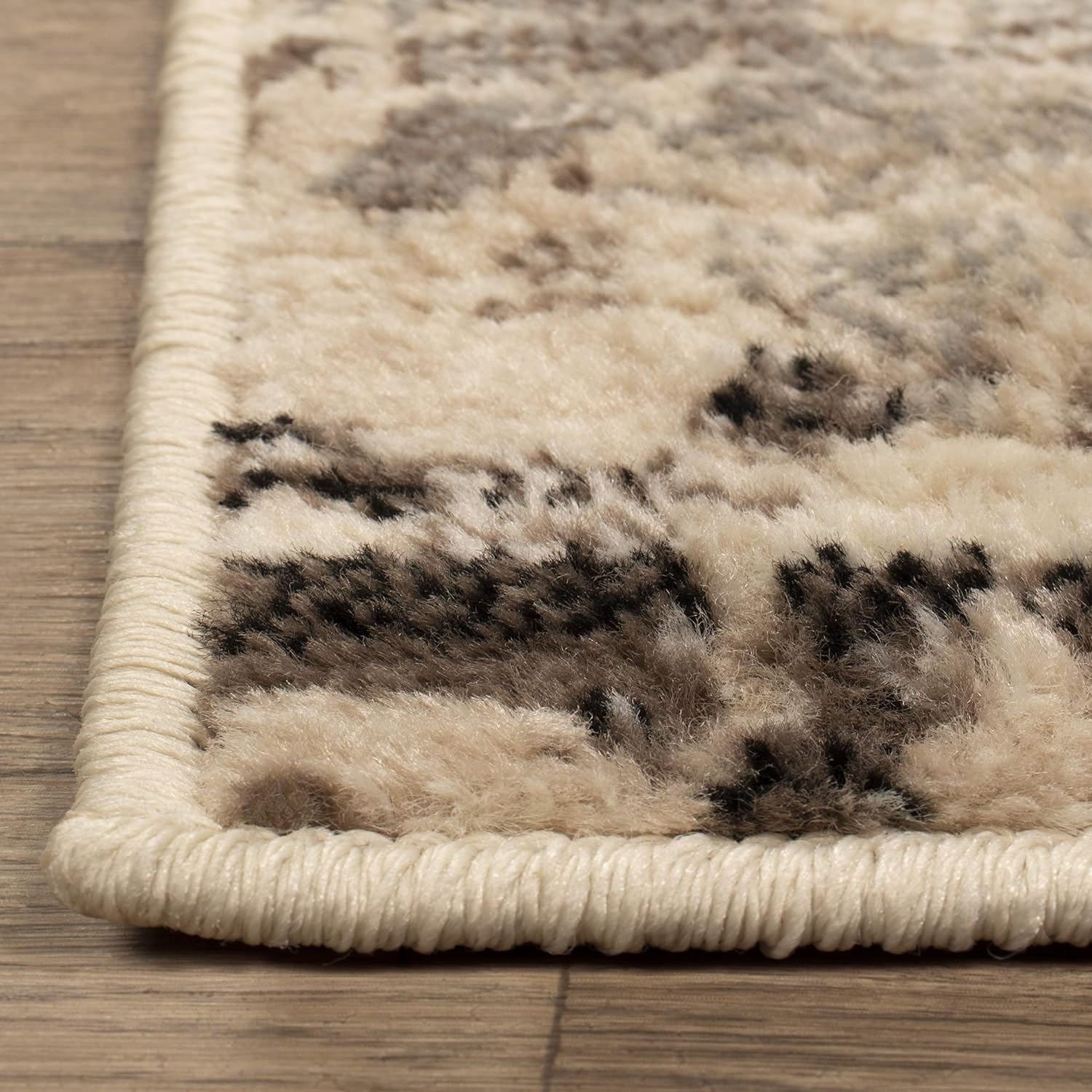 Tamara Modern Farmhouse Floral Damask Indoor Area Rug - Slate