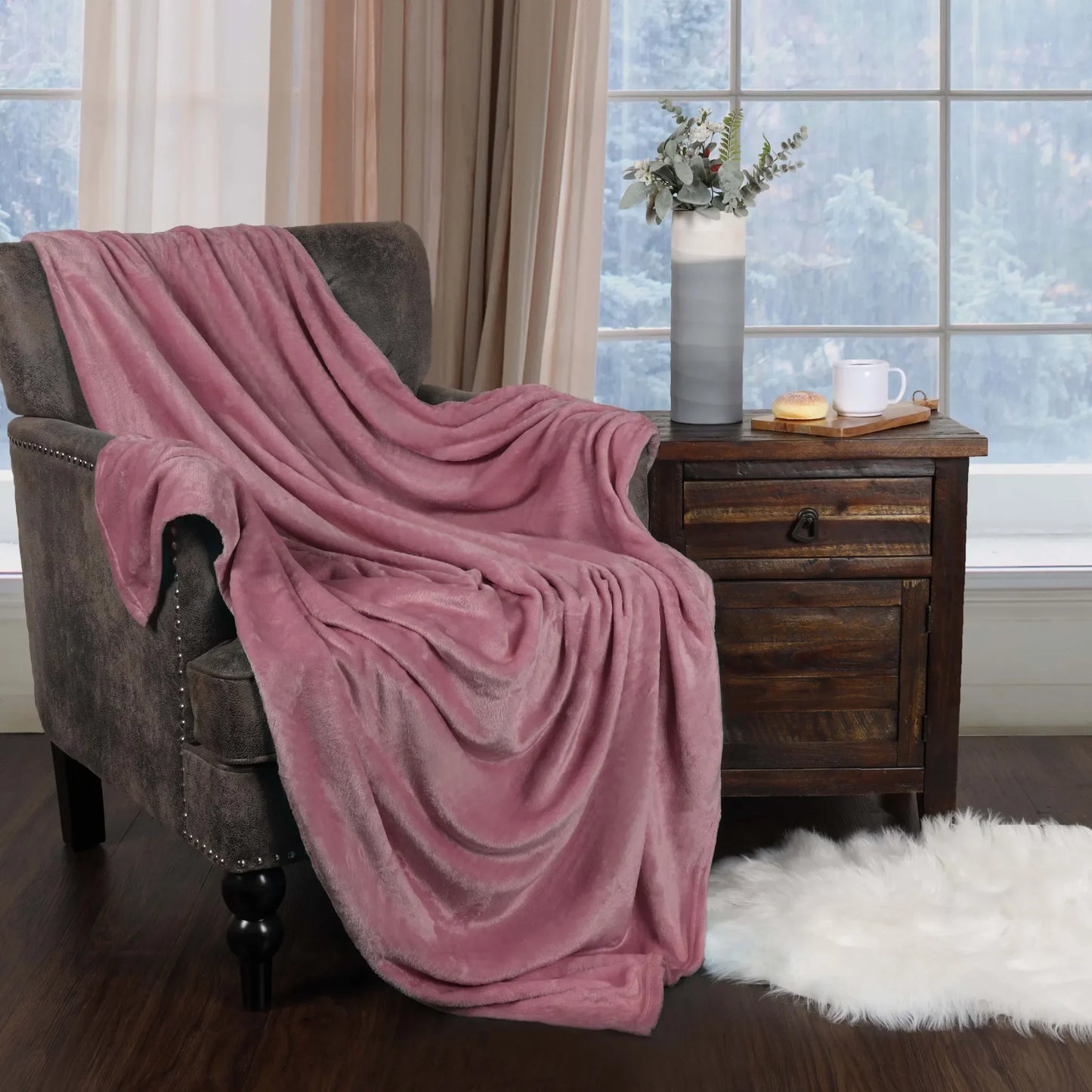 Fleece Plush Medium Weight Fluffy Soft Decorative Blanket Or Throw