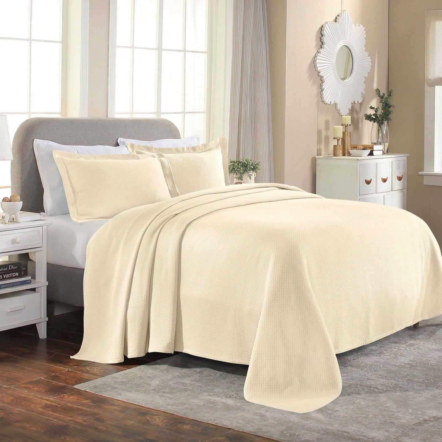 Solitaire Jacquard Matelassé Cotton Diamond Solitaire Bedspread Set - Ivory