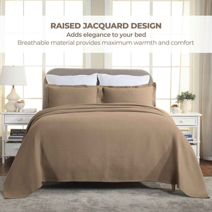 Solitaire Jacquard Matelassé Cotton Diamond Solitaire Bedspread Set - Taupe