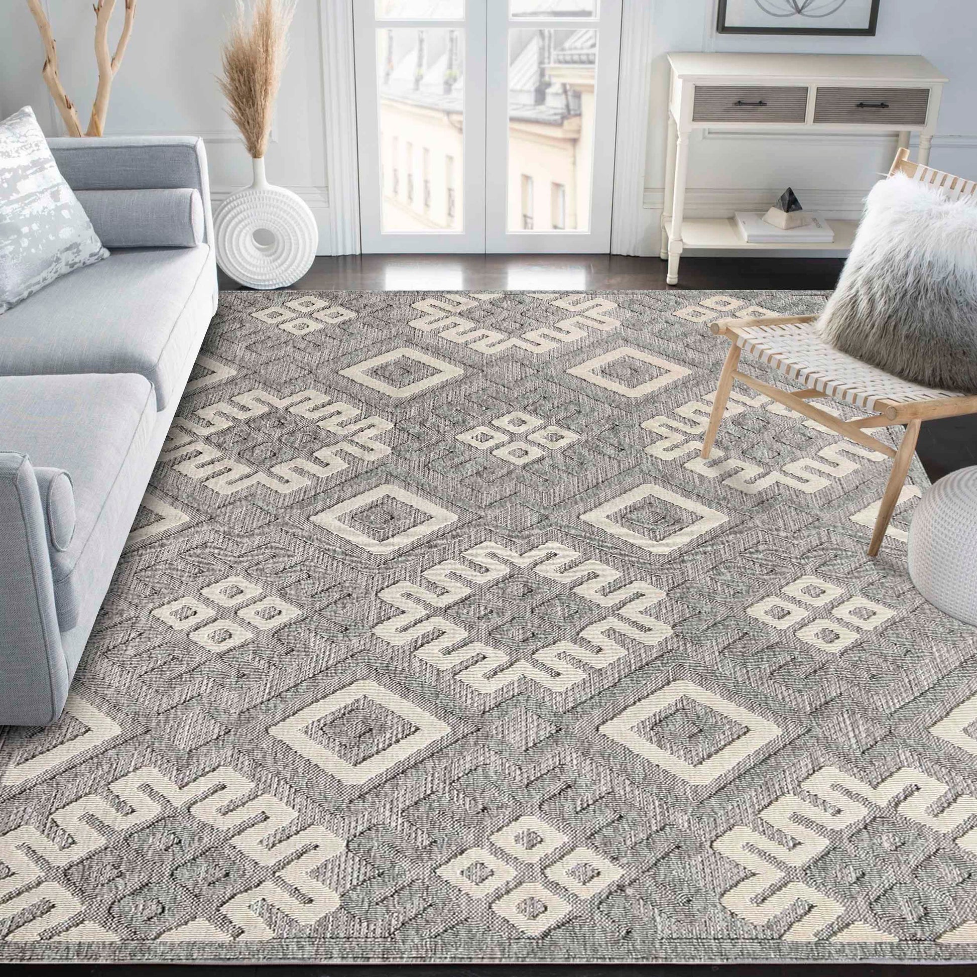 Sterling Modern Geometric Diamonds Indoor/Outdoor Area Rug - Grey