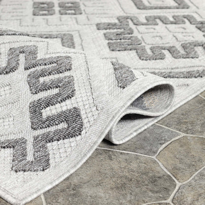 Sterling Modern Geometric Diamonds Indoor/Outdoor Area Rug - Slate