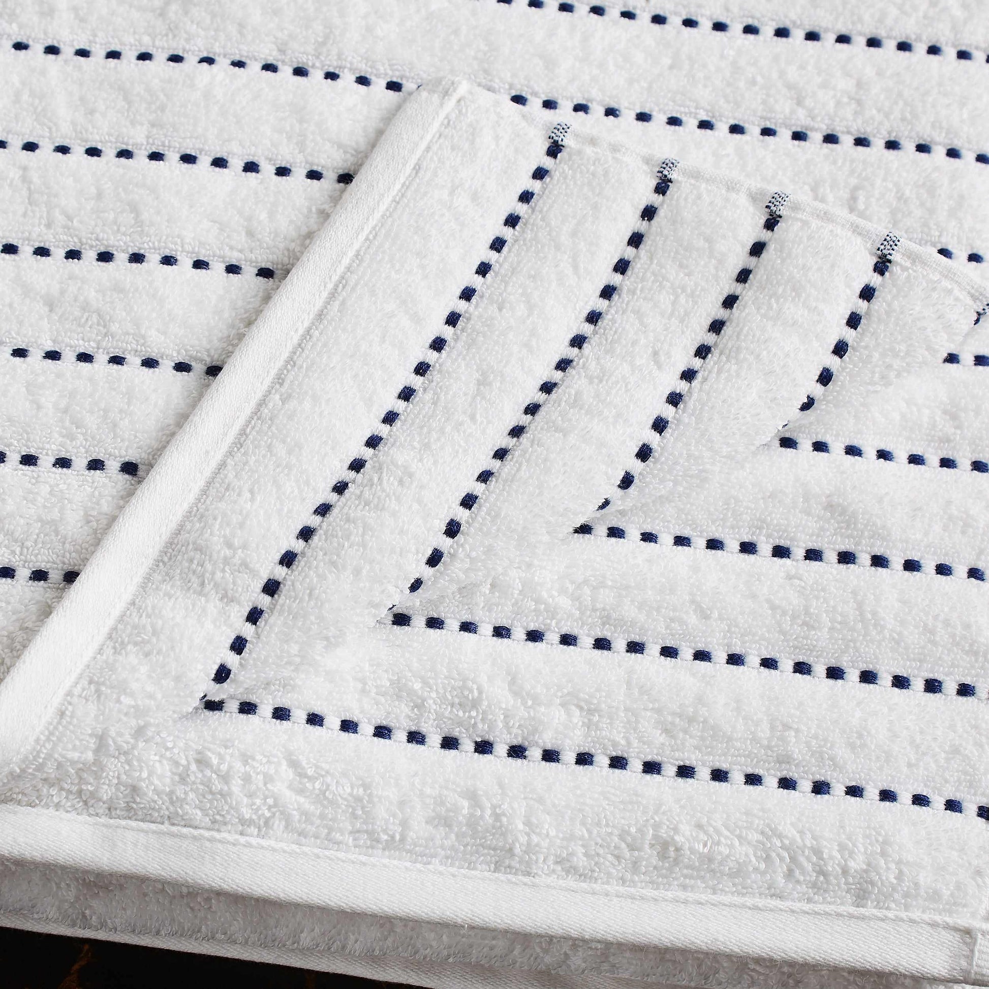  Traditional Organic Wave 650 GSM 16- Pieces Towel Set -Navy Blue