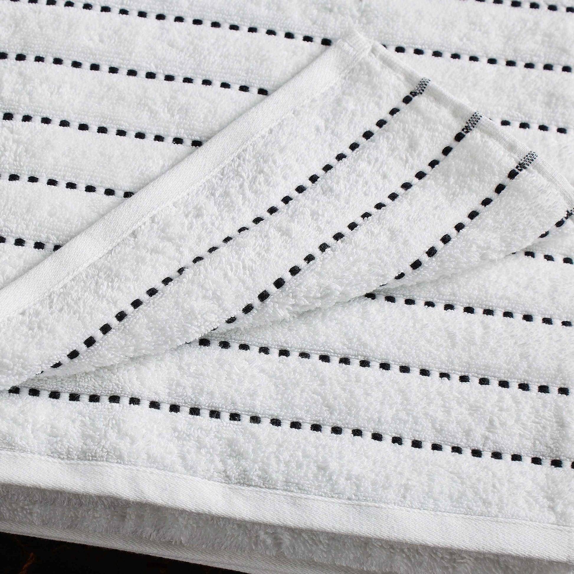  Traditional Organic Wave 650 GSM 16- Pieces Towel Set - Black