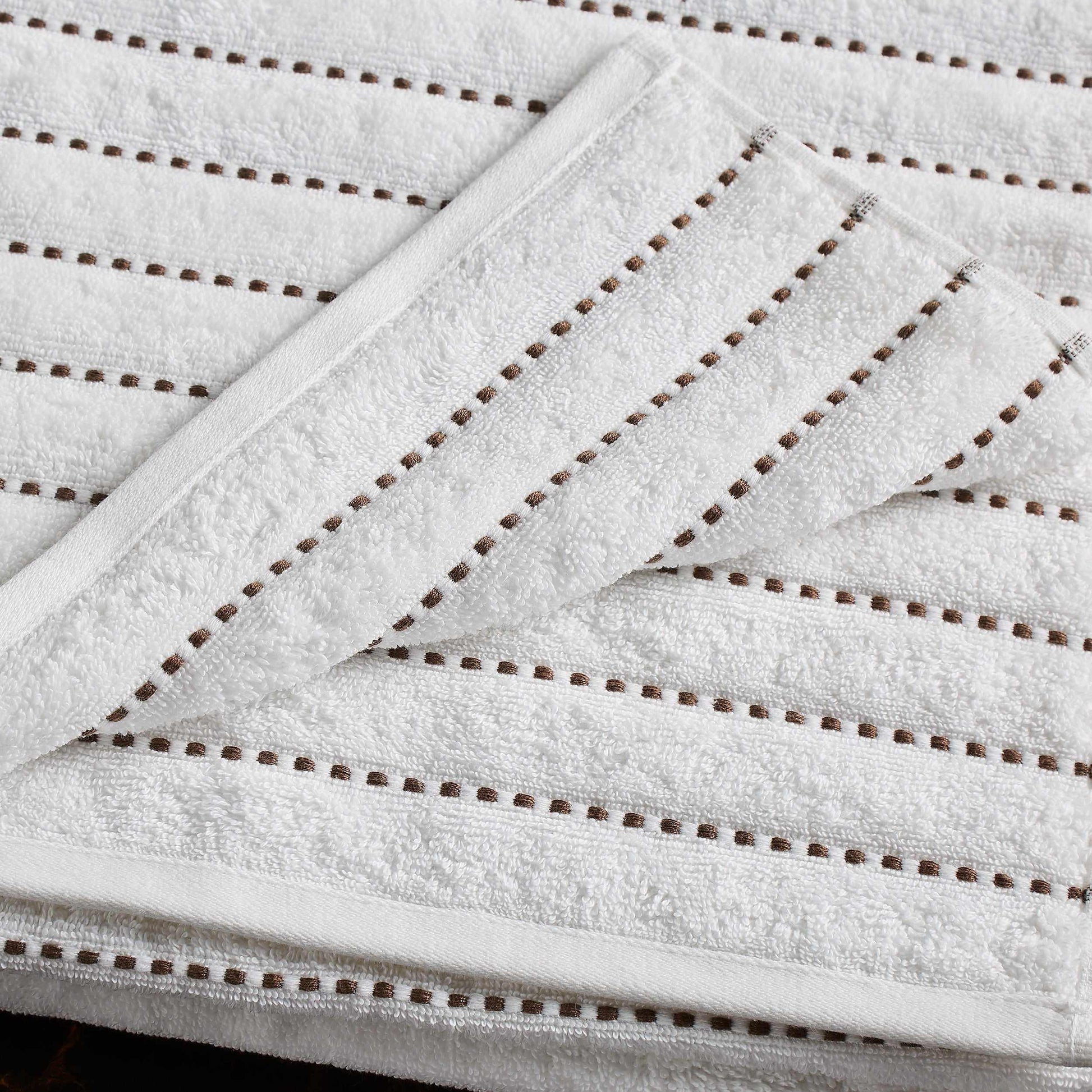  Traditional Organic Wave 650 GSM 16- Pieces Towel Set - Taupe