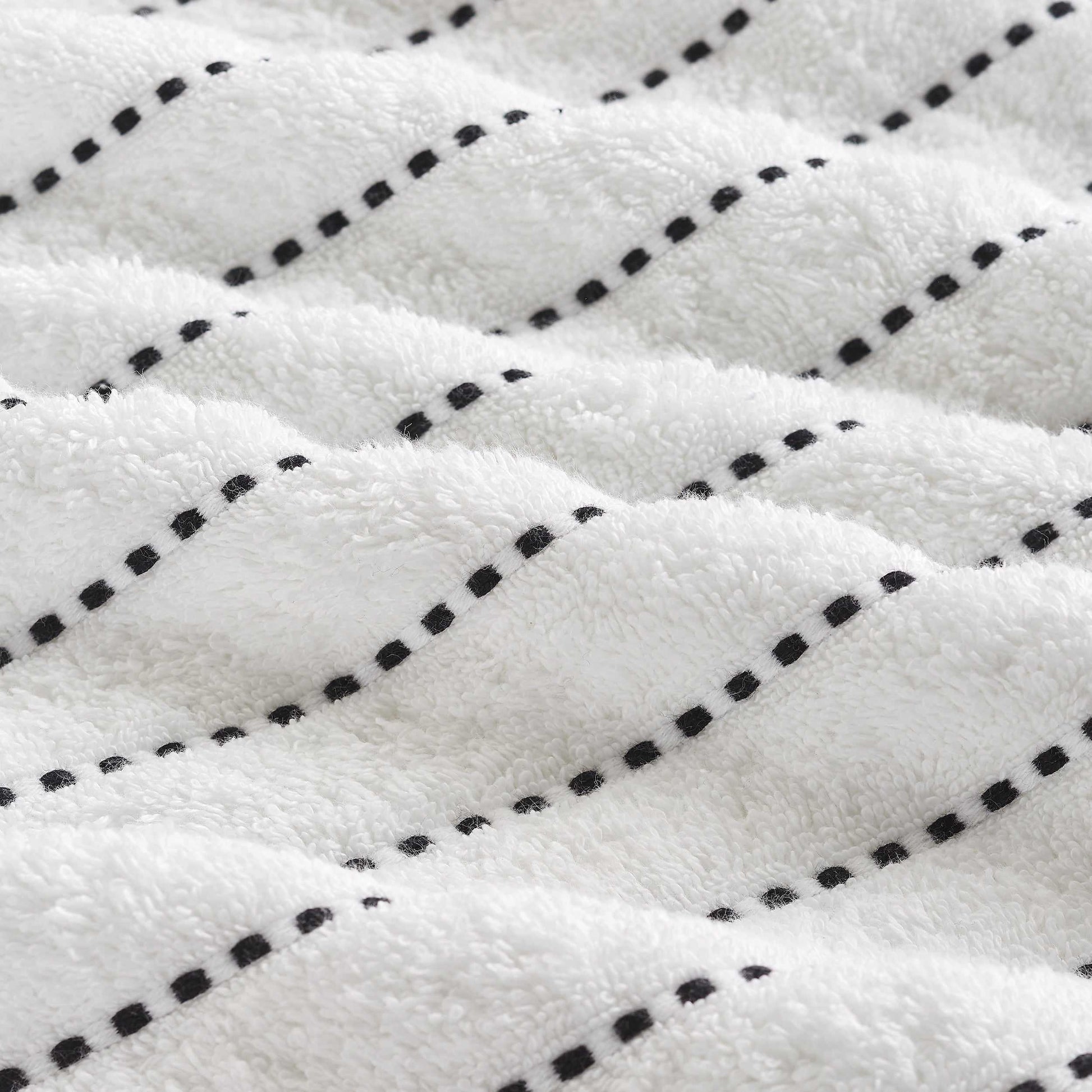  Traditional Organic Wave 650 GSM 8- Pieces Towel Set - Black