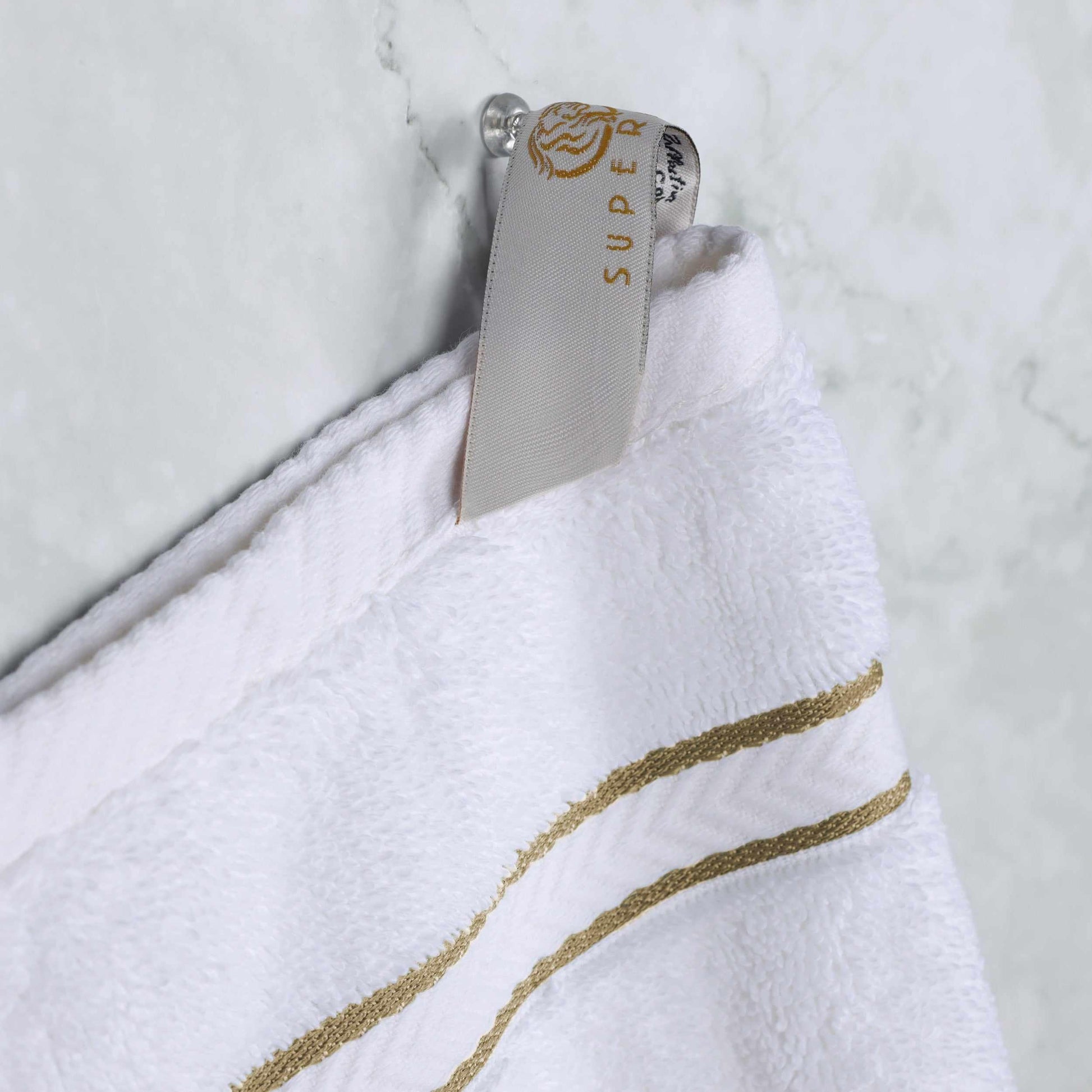 Traditional Organic Wave 650 GSM 8- Pieces Towel Set - White-Latte