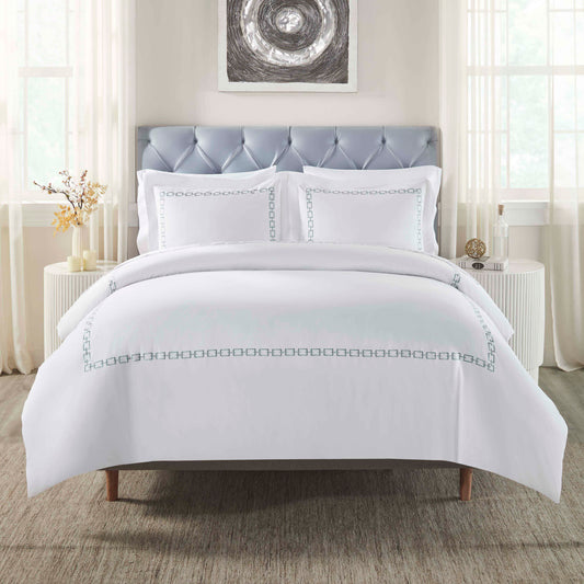 Chain Links Cotton Embroidered 3 Piece Duvet Cover Set - White