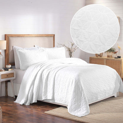 Serenity Cotton Matelasse Weave Jacquard Celtic Circle Bedspread Set - White