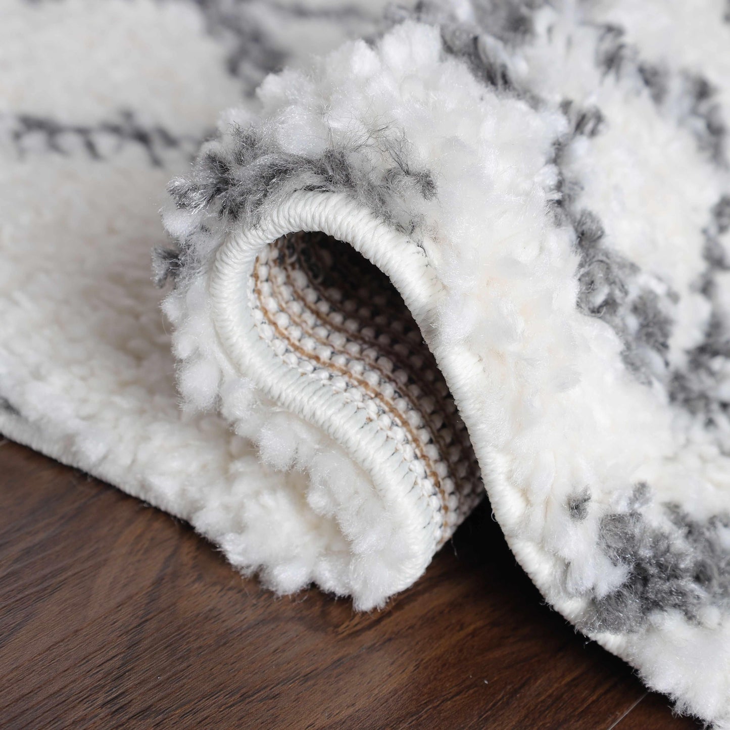 Superior Boho Geometric Diamonds Indoor Plush Shag Area Rug - Black-Cream