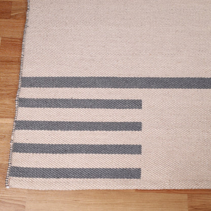  Superior Modern Line Pattern Indoor/ Outdoor Area Rug - Beige