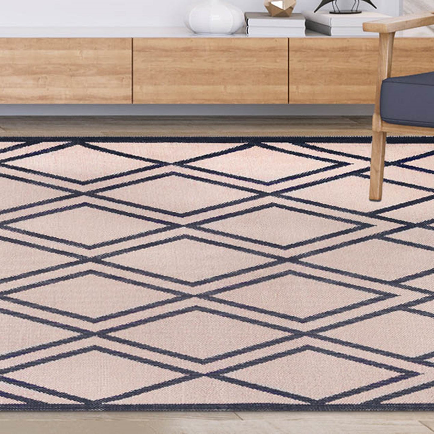 Superior Modern Diamond Lattice Indoor/ Outdoor Area Rug - Beige