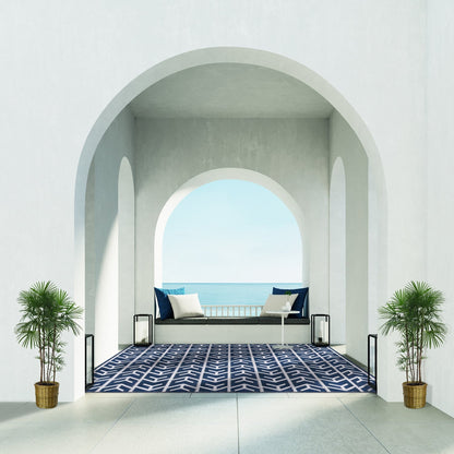 Superior Contemporary Geometric Arrow Pattern Indoor/ Outdoor Area Rug - Blue