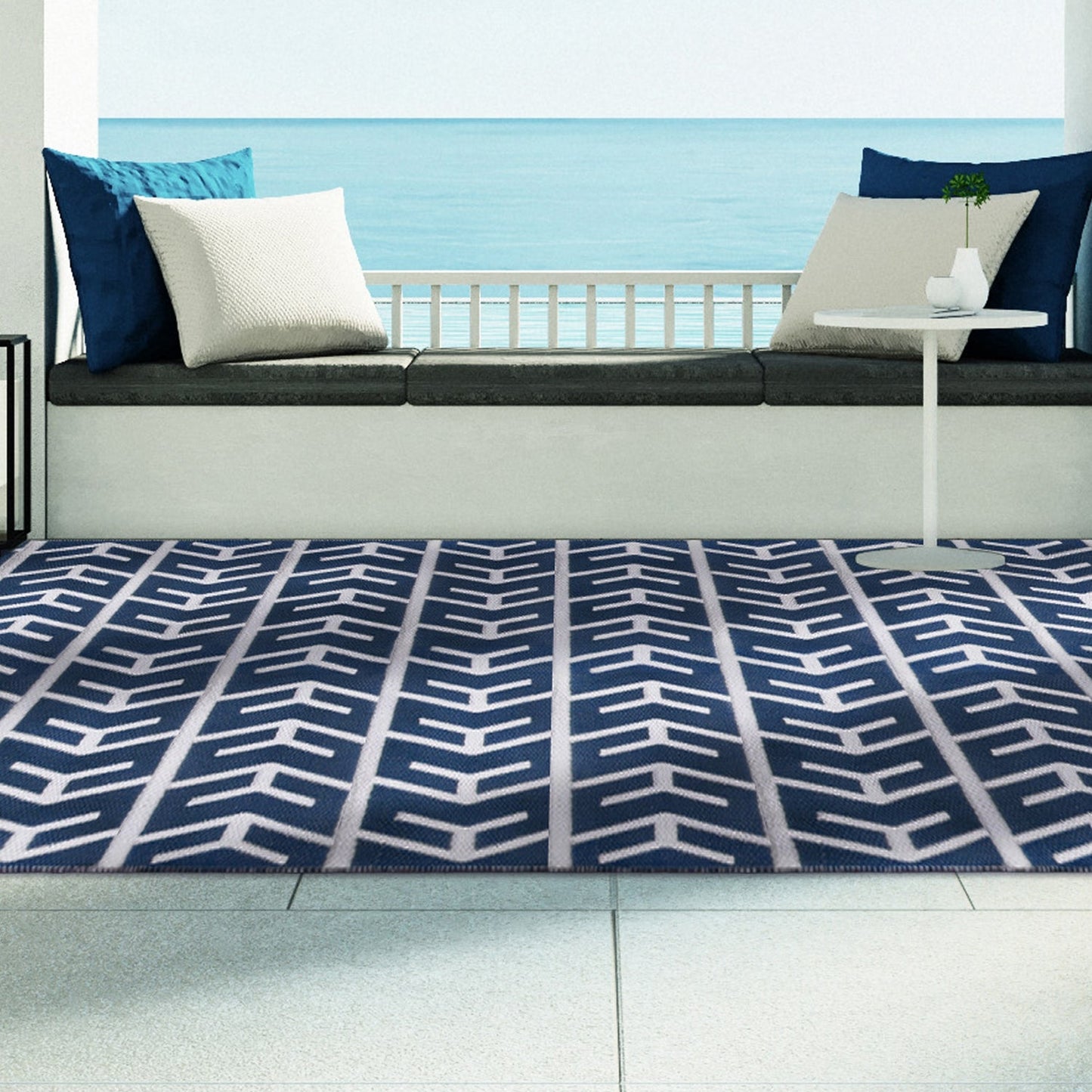 Superior Contemporary Geometric Arrow Pattern Indoor/ Outdoor Area Rug - Blue
