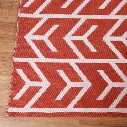 Superior Contemporary Geometric Arrow Pattern Indoor/ Outdoor Area Rug - Rust