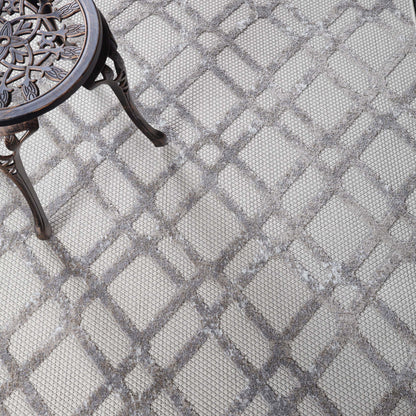 Superior Paxson Geometric Diamond Lattice Indoor/Outdoor Area Rug - Slate