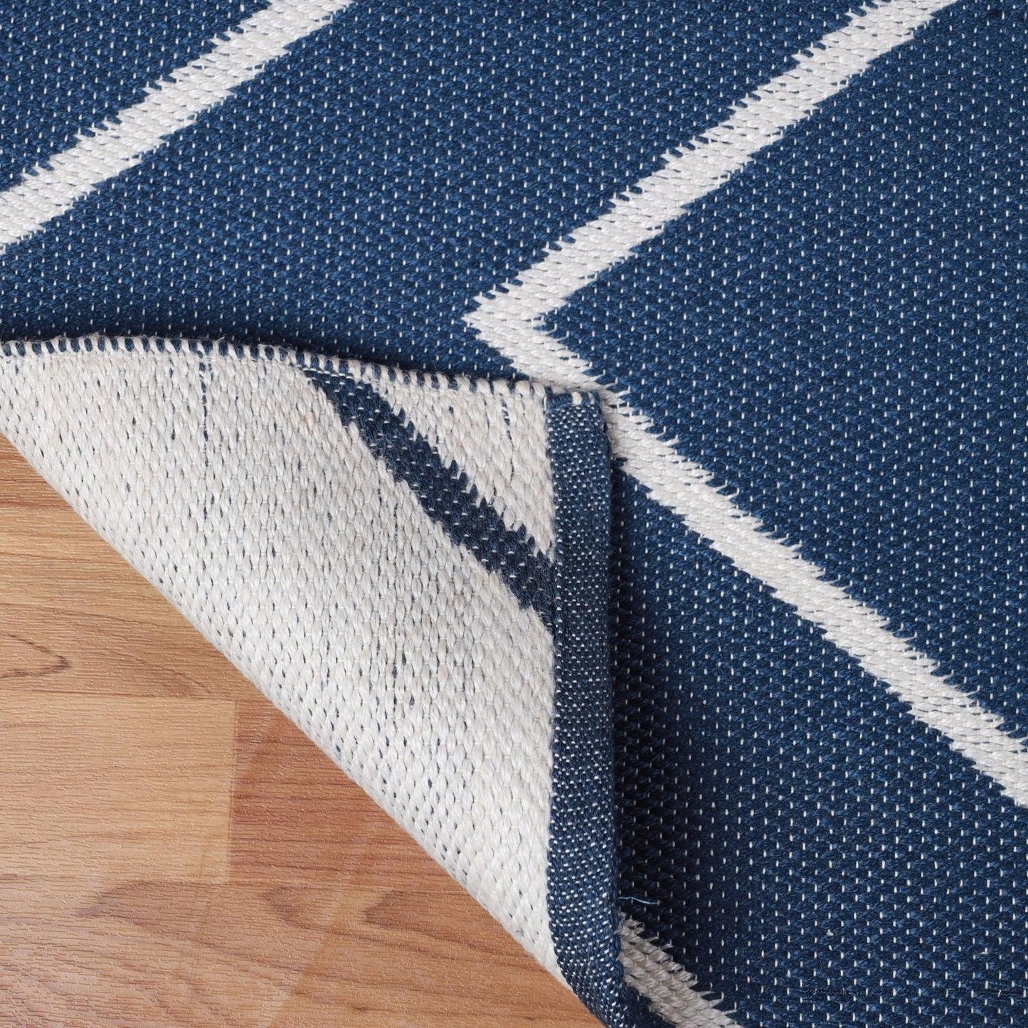Superior Contemporary Chevron Zig-Zag Indoor Outdoor Area Rug - Navy Blue