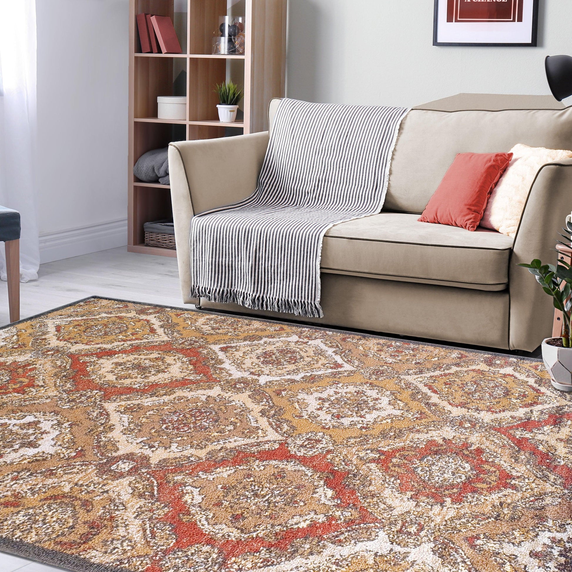  Superior Hayden Baroque Medallion Trellis Area Rug - Cream