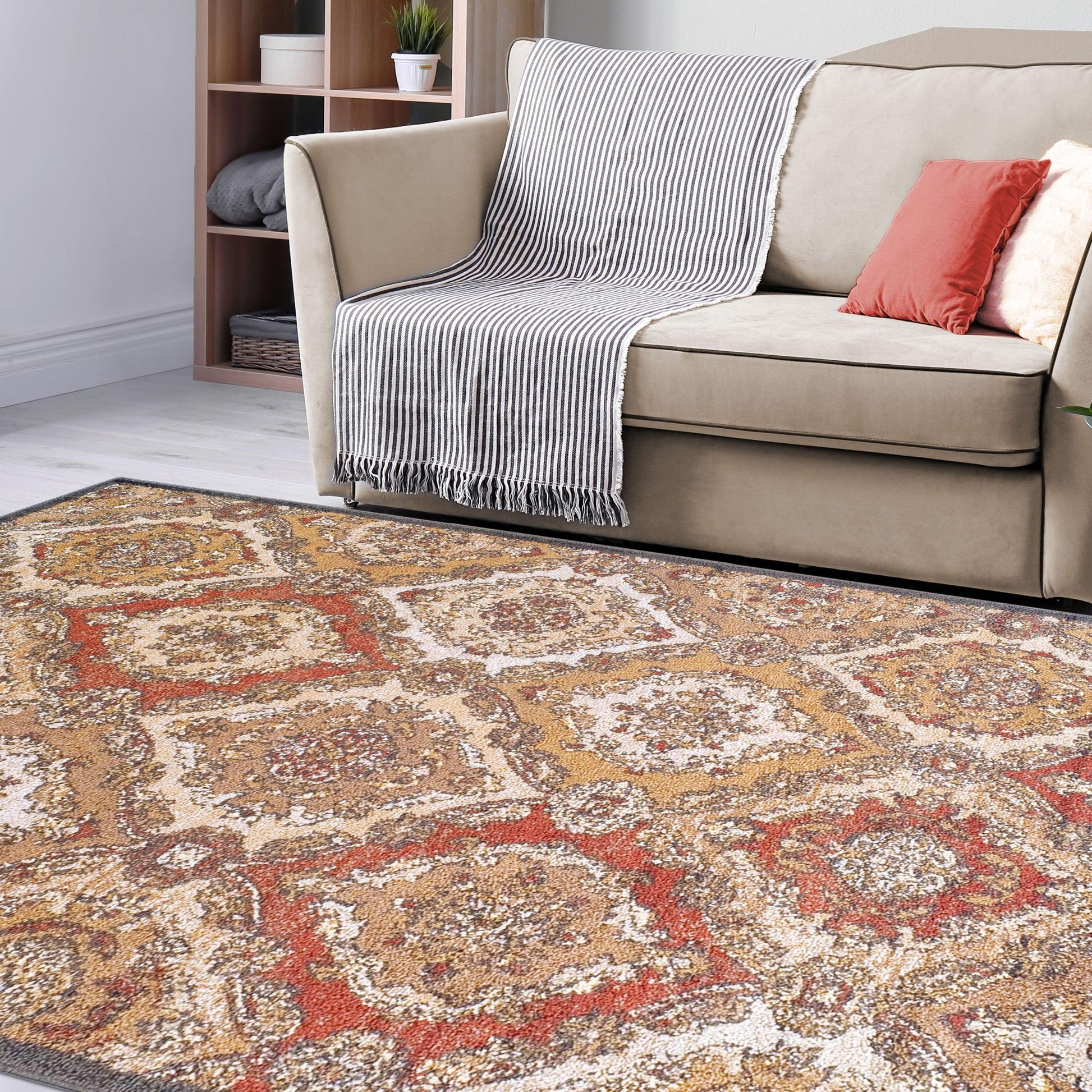 Superior Hayden Baroque Medallion Trellis Area Rug - Cream