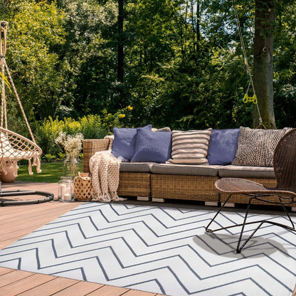 Superior Contemporary Chevron Zig-Zag Indoor Outdoor Area Rug - Ivory	