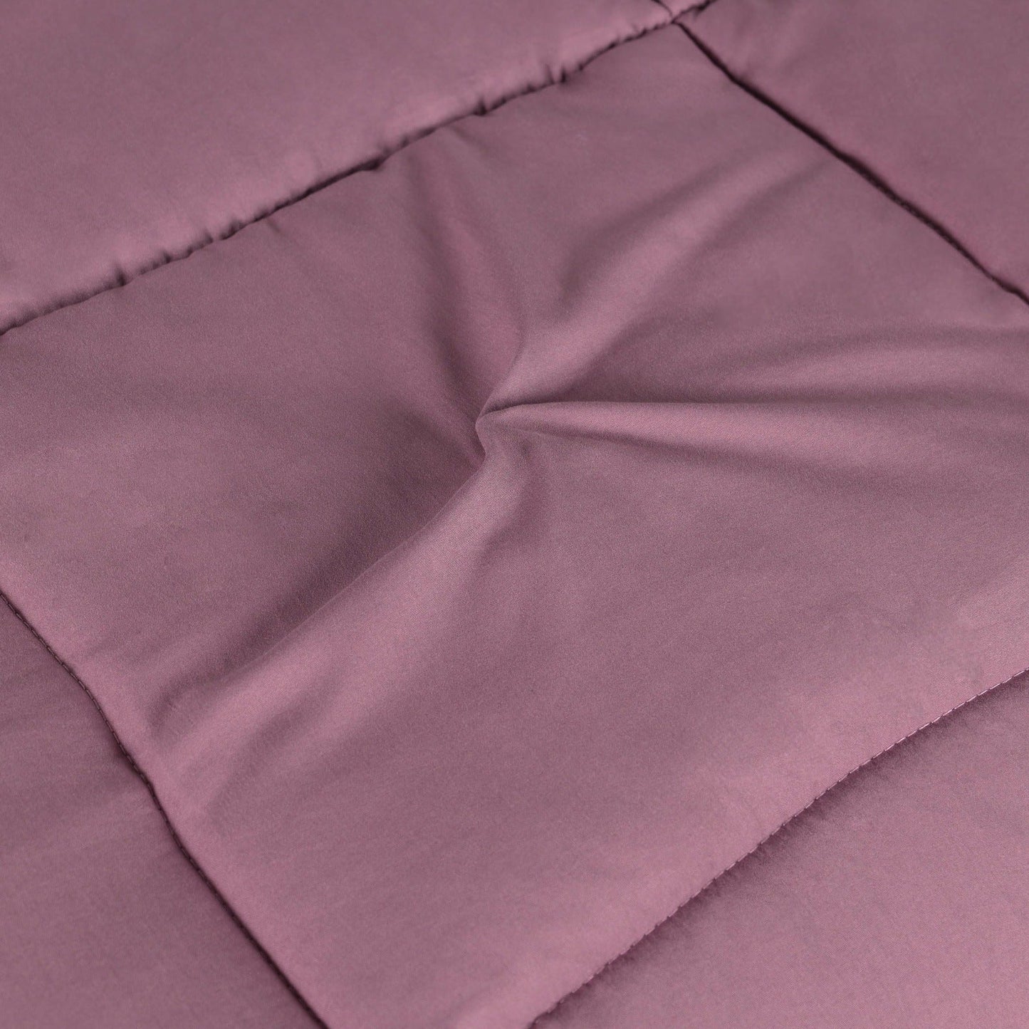  Superior Solid All Season Down Alternative Microfiber Comforter - Mauve