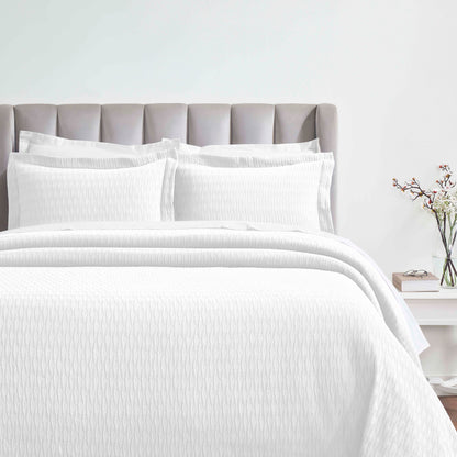 Superior Calvert Cotton Matelasse Weave Diamond Lattice Bedspread Set