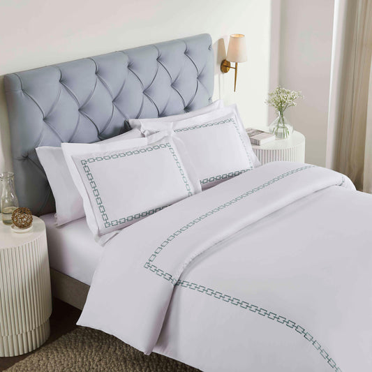 Chain Links Cotton Embroidered 3 Piece Duvet Cover Set