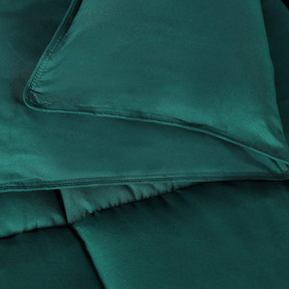  Superior Solid All Season Down Alternative Microfiber Comforter - Hunter Green